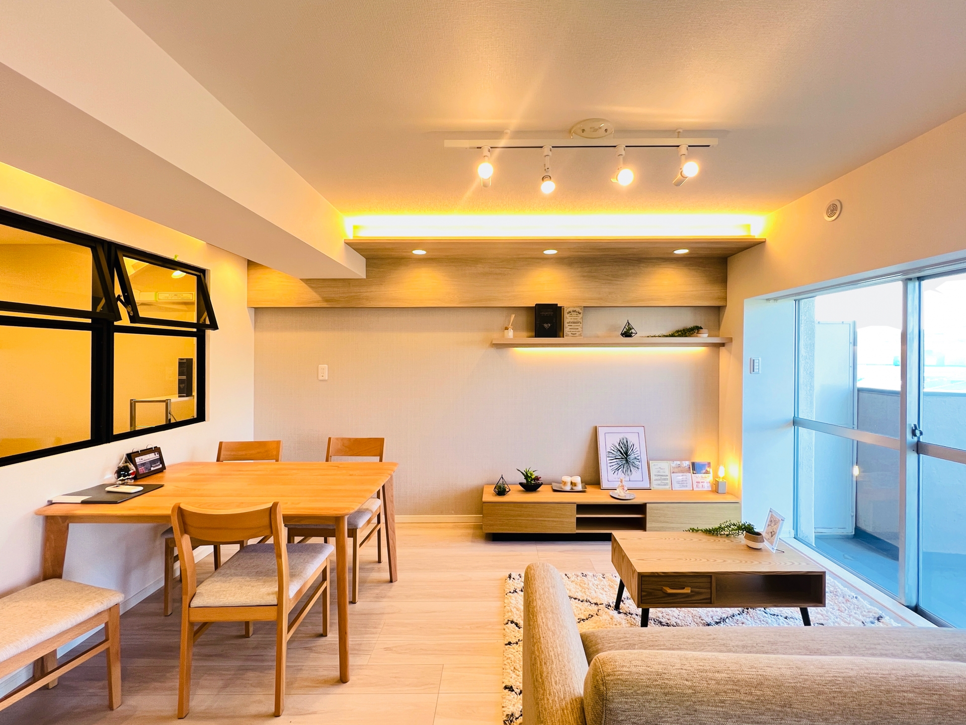 株式会社ワミレス